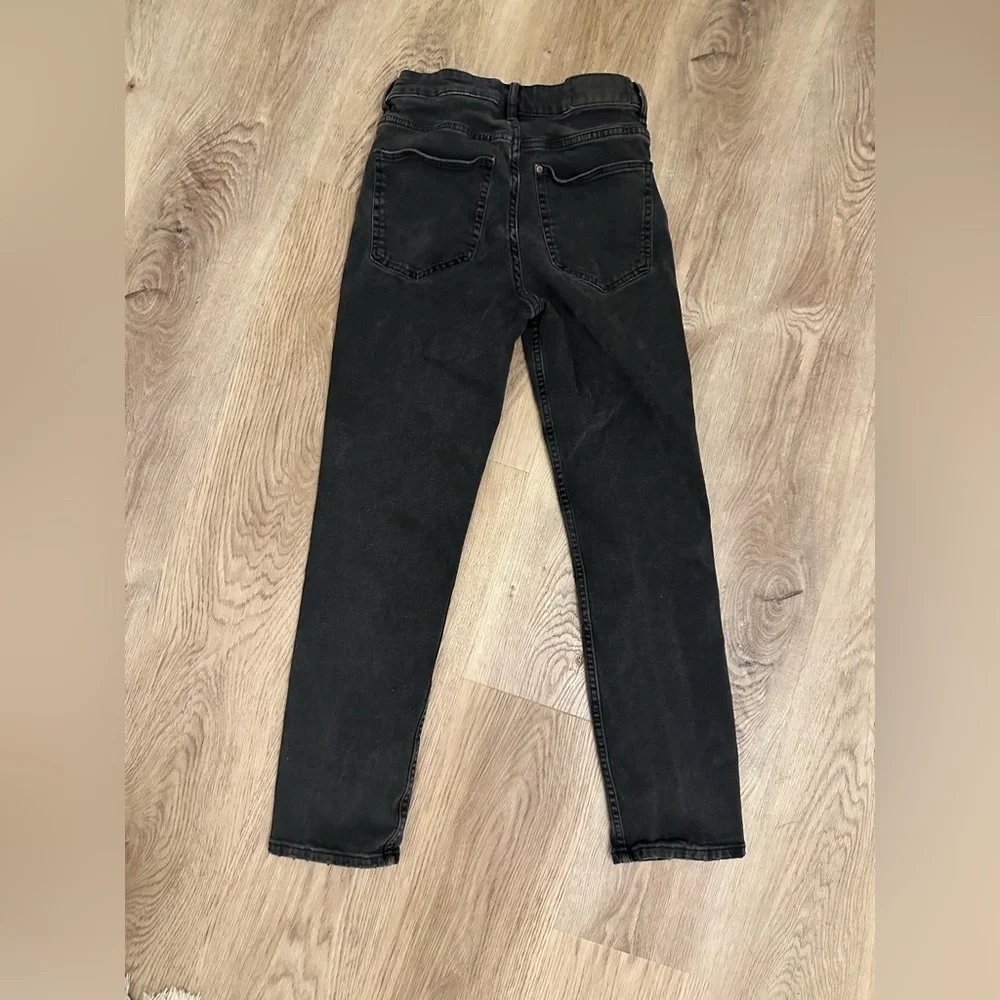 Jeans - Picture 3 of 3